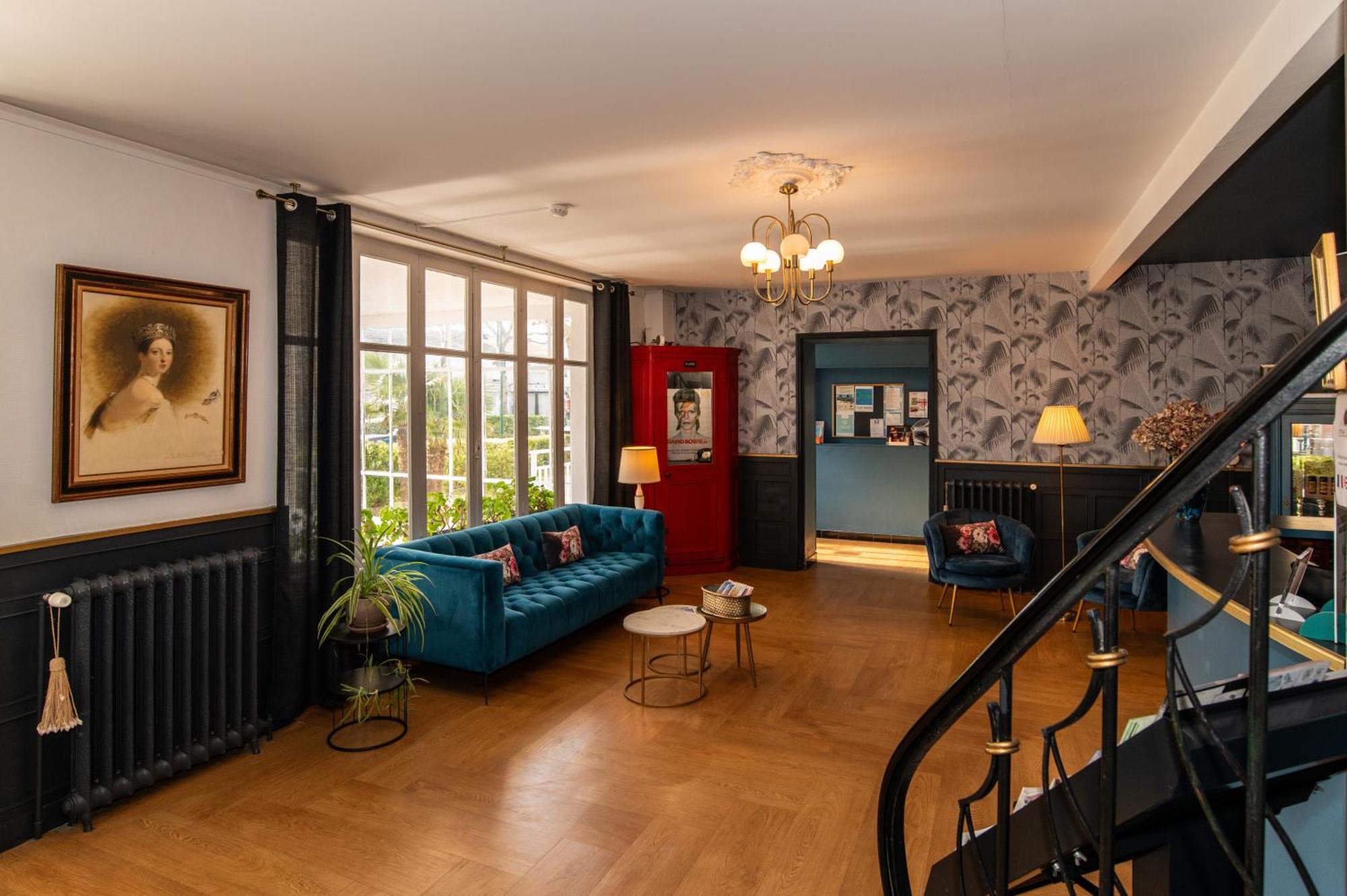 The Originals Boutique, Hotel Victoria, Шатлайон-Плаж Экстерьер фото
