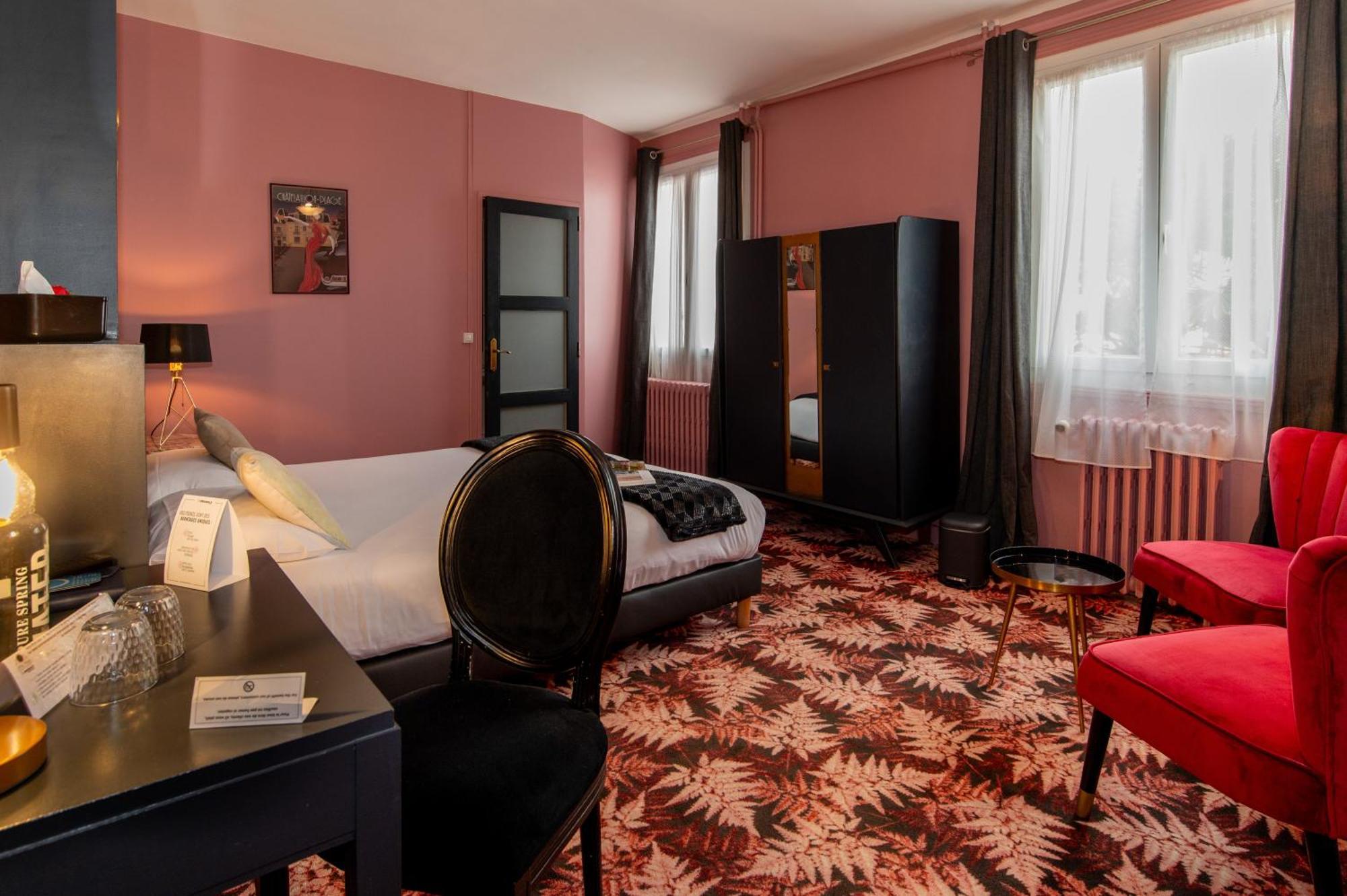 The Originals Boutique, Hotel Victoria, Шатлайон-Плаж Экстерьер фото