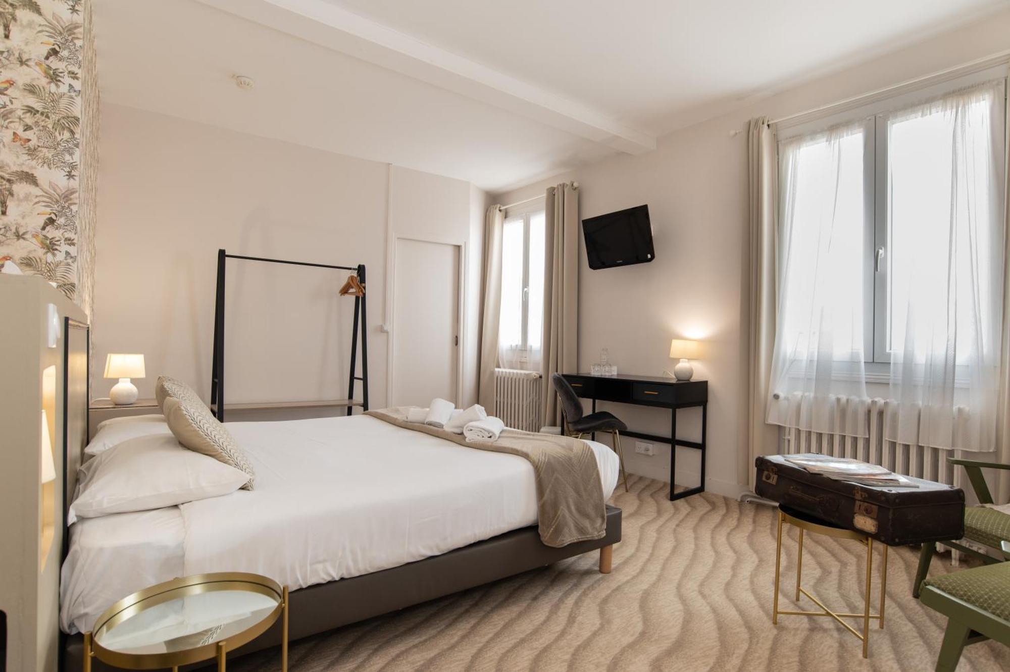The Originals Boutique, Hotel Victoria, Шатлайон-Плаж Экстерьер фото